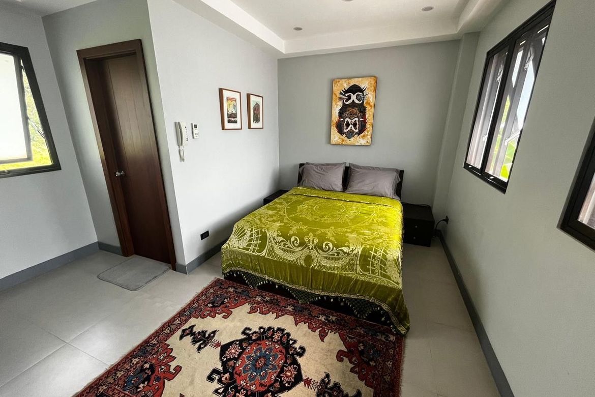 7 Bedroom House for Sale in Binubusan, Lian, Batangas – photo 4