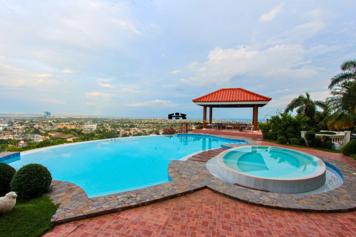 7 Bedroom House for Sale in Cadulawan, Talisay, Cebu – photo 3