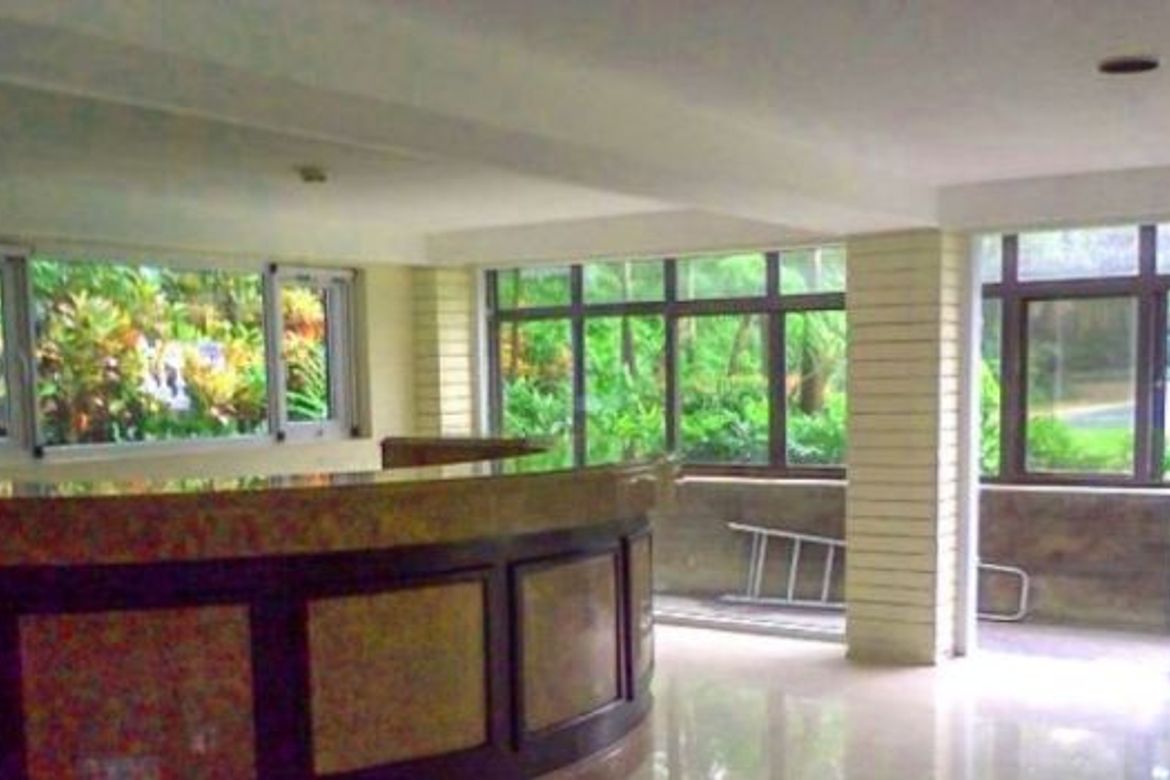 7 Bedroom House for Sale in Dasmariñas Village, Dasmariñas North, Makati, Metro Manila near MRT-3 Magallanes – photo 7