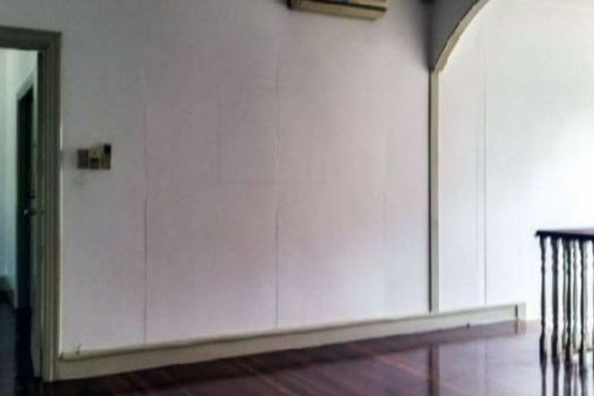 7 Bedroom House for Sale in Dasmariñas Village, Dasmariñas North, Makati, Metro Manila near MRT-3 Magallanes – photo 8