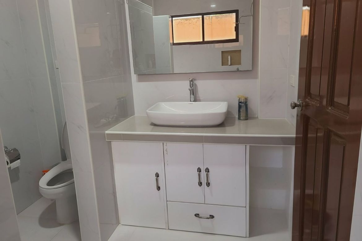 7 Bedroom House for Sale in Estefania, Bacolod, Negros Occidental – photo 8