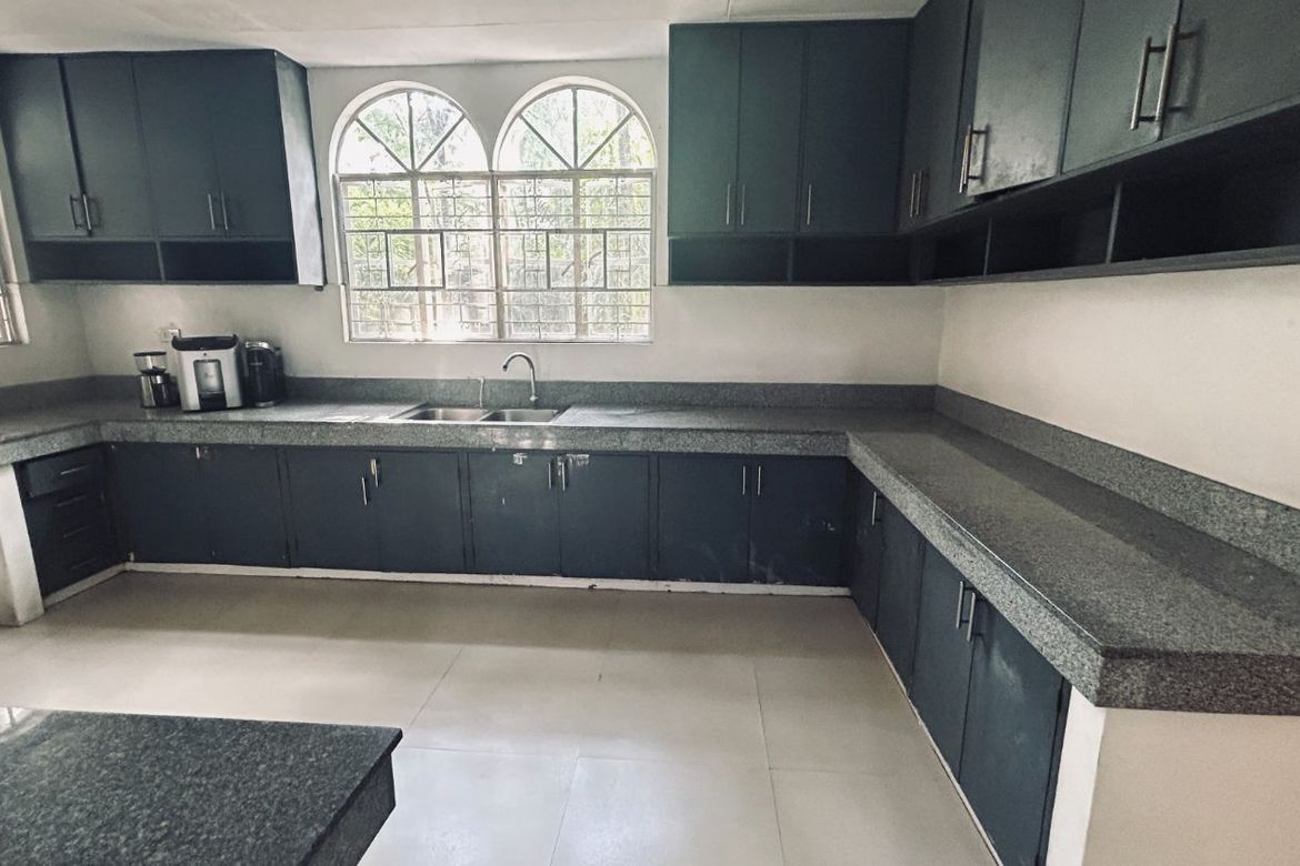 7 Bedroom House for Sale in Greenhills, San Juan, Metro Manila – photo 6