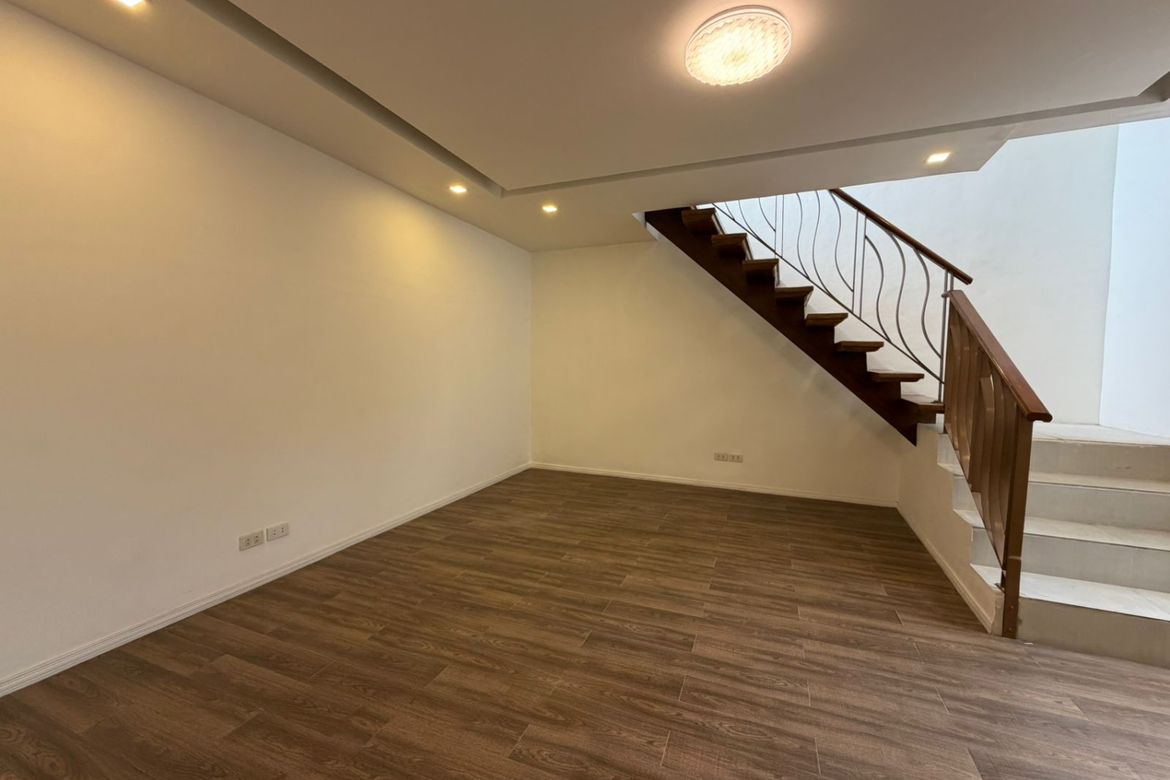 7 Bedroom House for Sale in Laging Handa, Quezon City, Metro Manila near MRT-3 Kamuning – photo 5