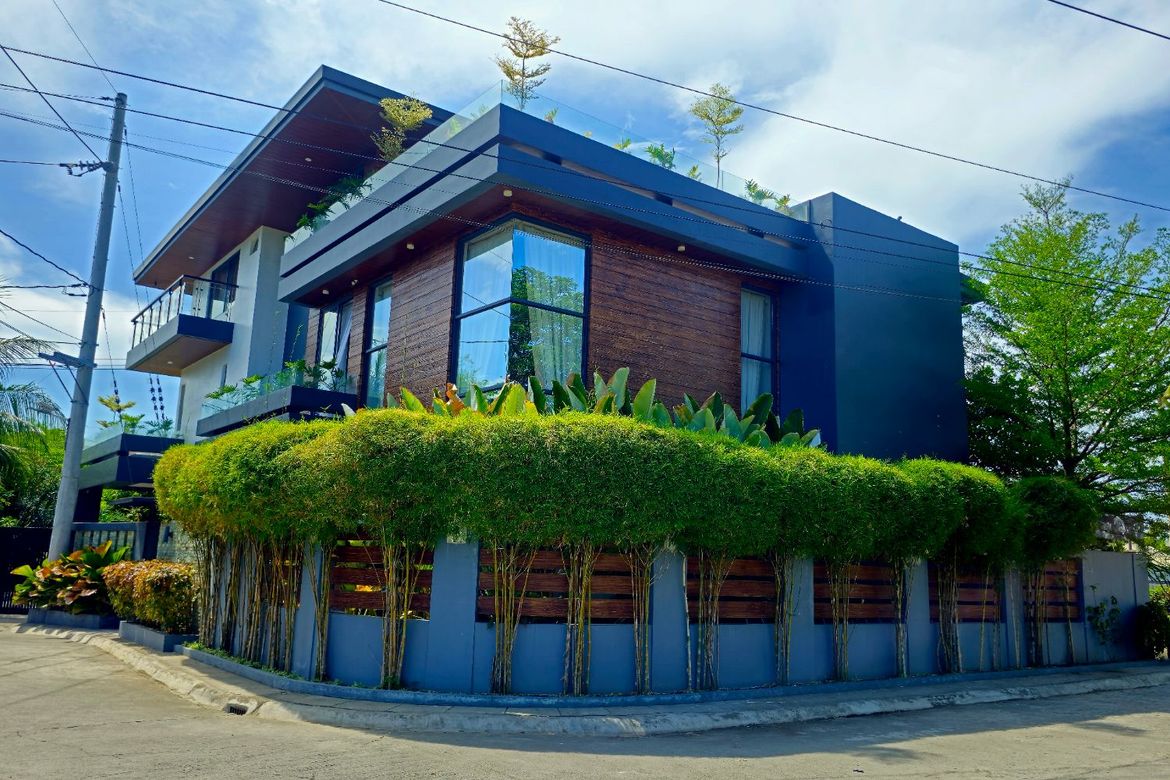 7 Bedroom House for Sale in Macabling, Santa Rosa, Laguna – photo 5