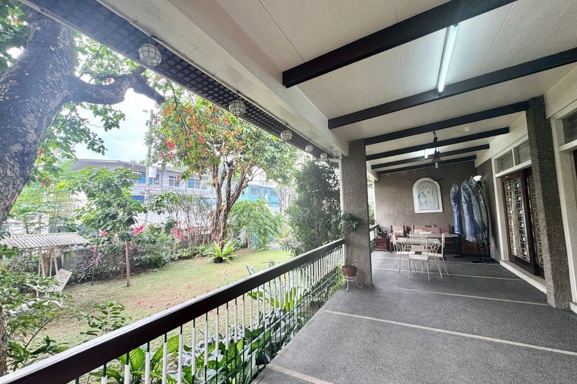 7 Bedroom House for Sale in Mariana, Quezon City, Metro Manila near LRT-2 Gilmore – photo 4