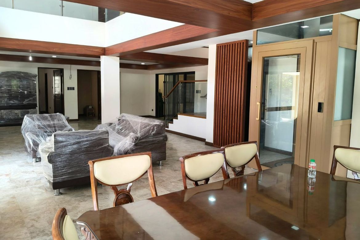 7 Bedroom House for Sale in Moonwalk, Parañaque, Metro Manila – photo 6