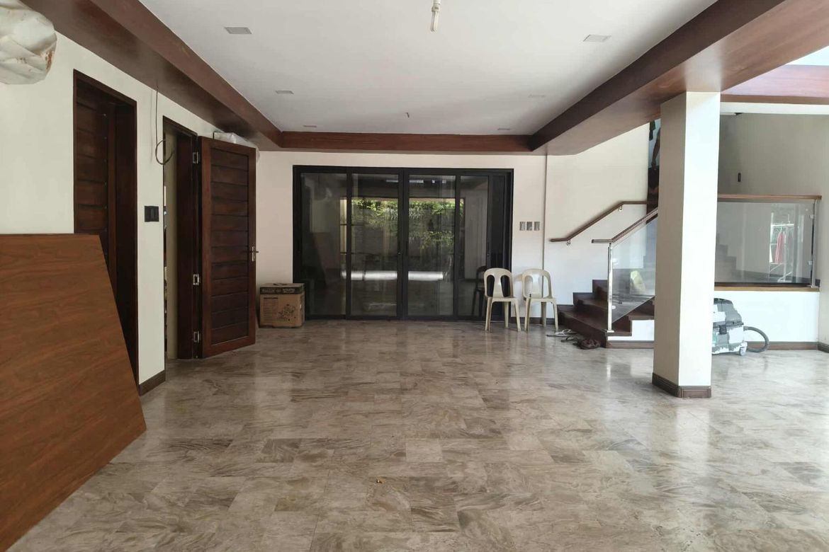 7 Bedroom House for Sale in Moonwalk, Parañaque, Metro Manila – photo 2