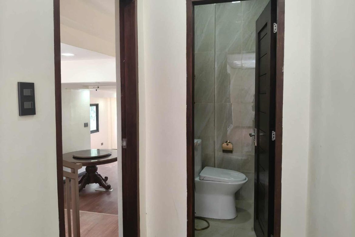 7 Bedroom House for Sale in Moonwalk, Parañaque, Metro Manila – photo 8