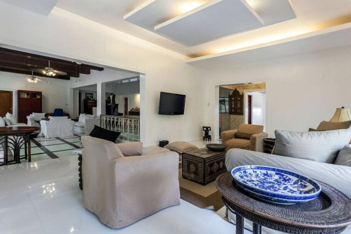 7 Bedroom House for Sale in New Alabang Village, Muntinlupa, Metro Manila
