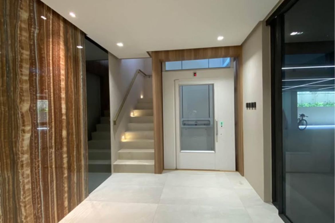7 Bedroom House for Sale in New Alabang Village, Muntinlupa, Metro Manila – photo 3