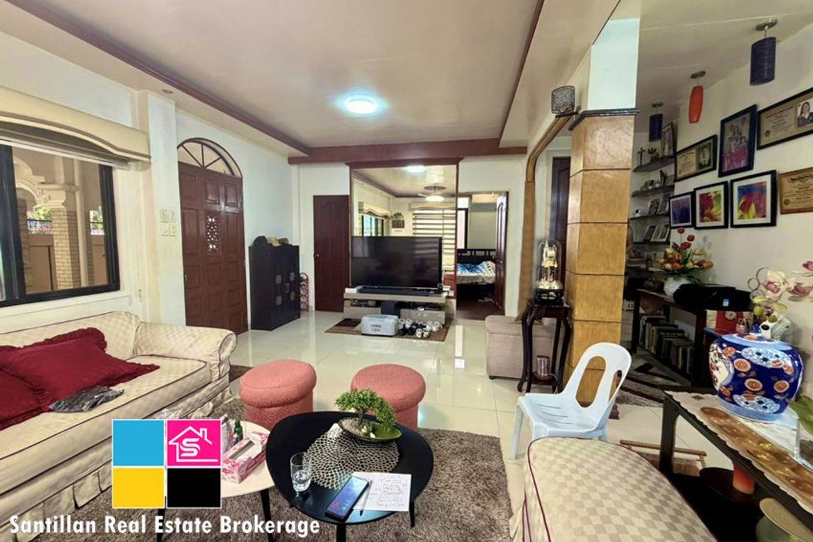 7 Bedroom House for Sale in Pagsabungan, Mandaue, Cebu – photo 4