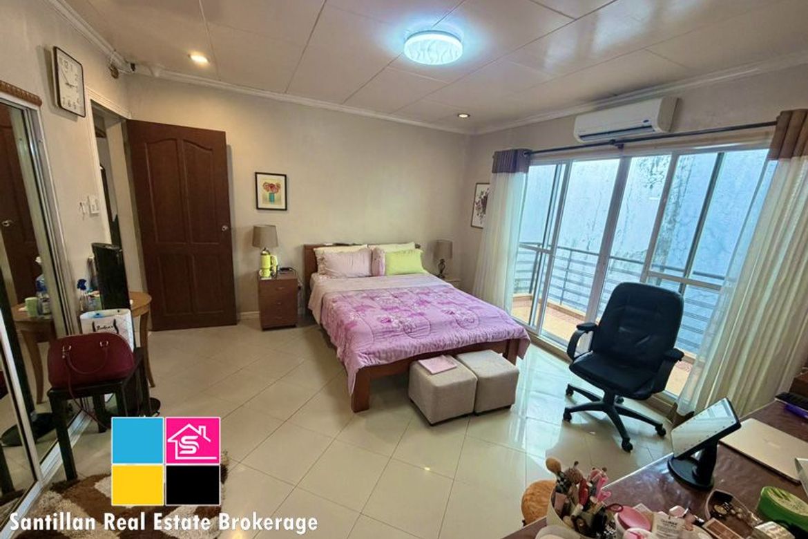 7 Bedroom House for Sale in Pagsabungan, Mandaue, Cebu – photo 8