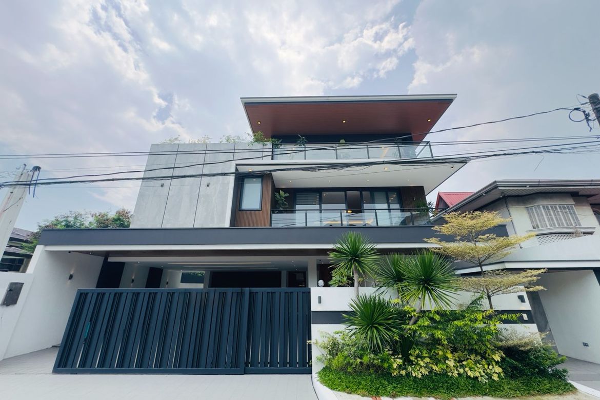 7 Bedroom House for Sale in Pasong Tamo, Quezon City, Metro Manila – photo 6