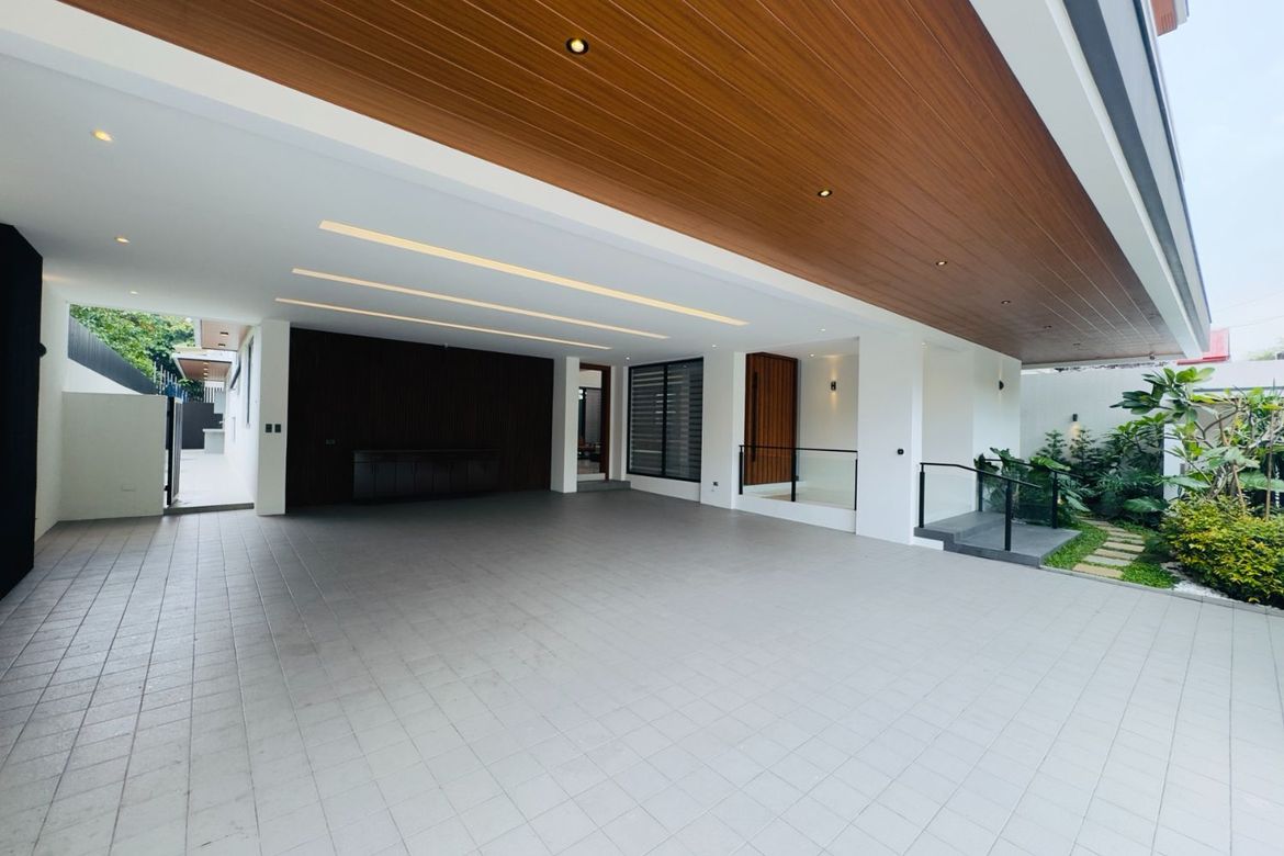 7 Bedroom House for Sale in Pasong Tamo, Quezon City, Metro Manila – photo 7