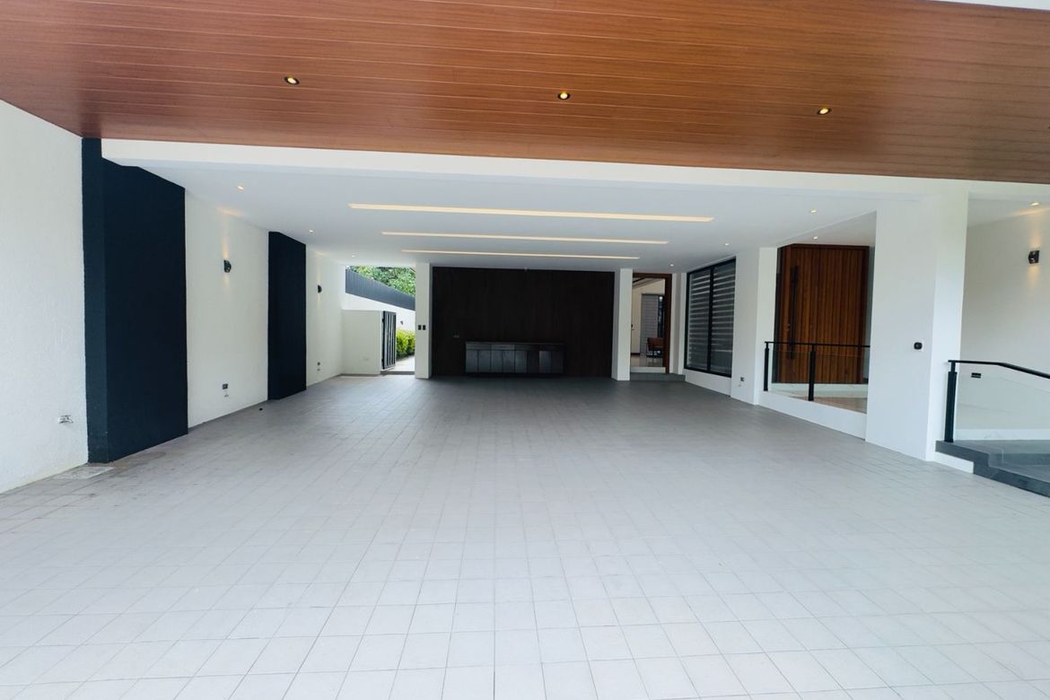 7 Bedroom House for Sale in Pasong Tamo, Quezon City, Metro Manila – photo 8