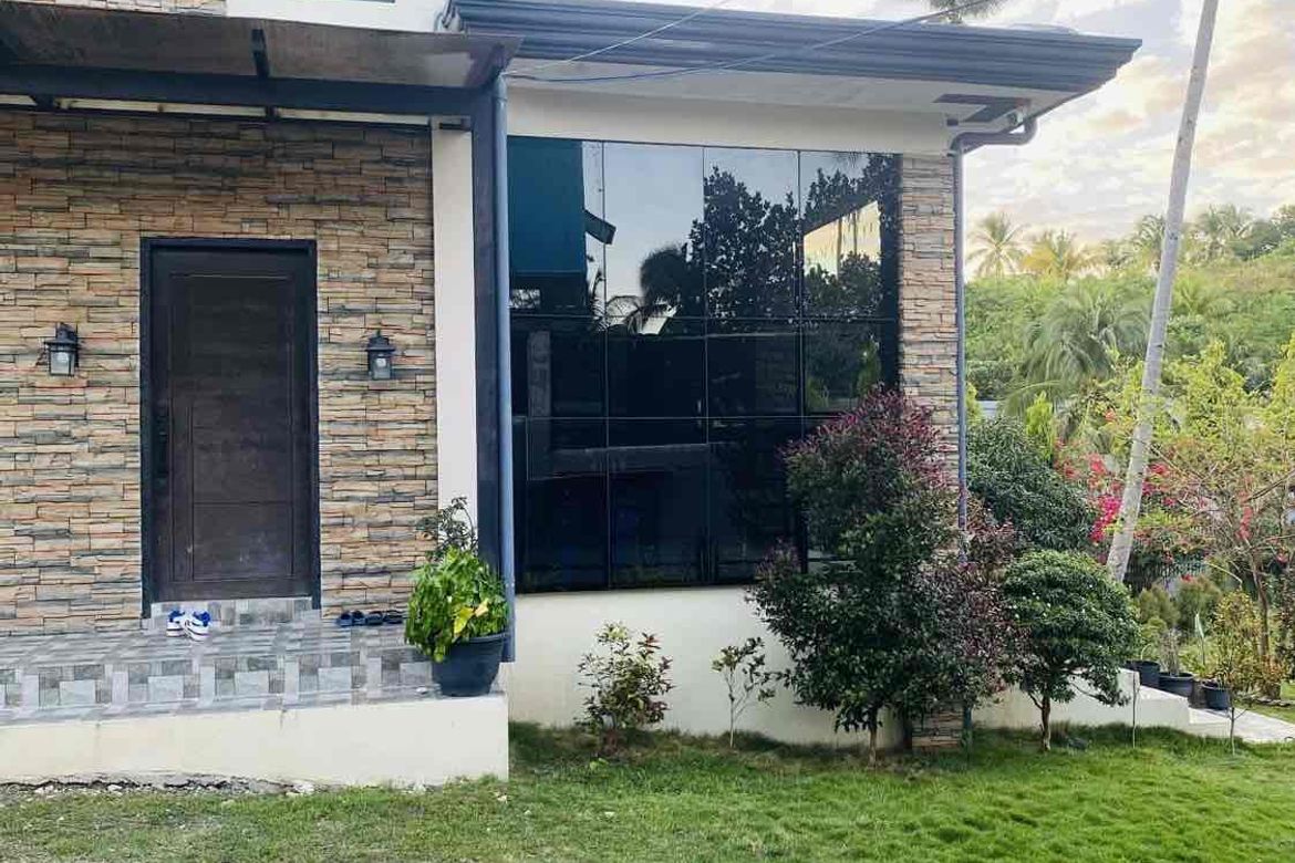 7 Bedroom House for Sale in Poblacion, Samal, Davao del Norte