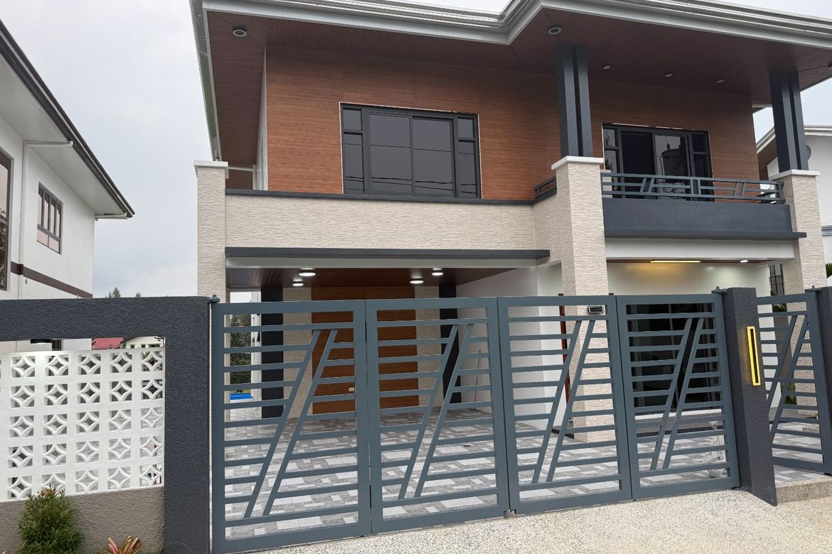 7 Bedroom House for Sale in Royale Tagaytay Estates, Buck Estate, Alfonso, Cavite – photo 2