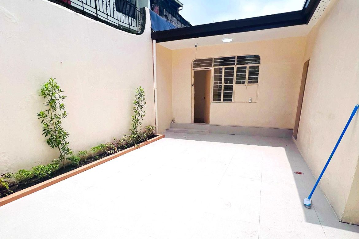 7 Bedroom House for Sale in San Antonio, Parañaque, Metro Manila – photo 5