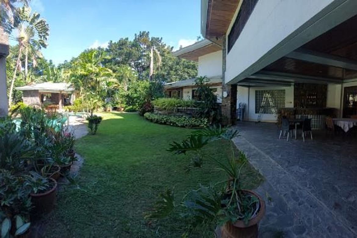 7 Bedroom House for Sale in San Roque, Antipolo, Rizal
