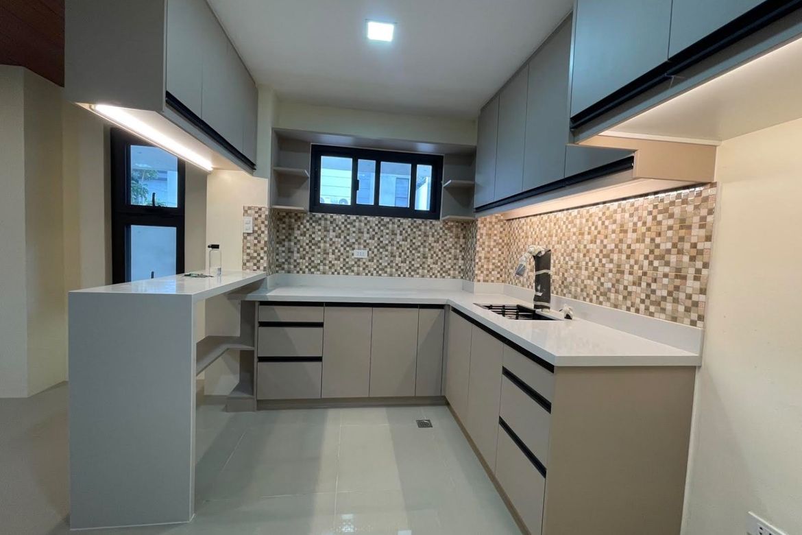 7 Bedroom House for Sale in Santa Lucia, Pasig, Metro Manila – photo 4