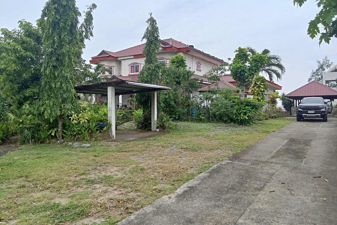 7 Bedroom House for Sale in Tammocalao, Bacnotan, La Union