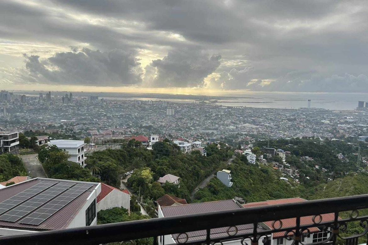 7 Bedroom House for Sale in Tisa, Cebu City, Cebu – photo 2