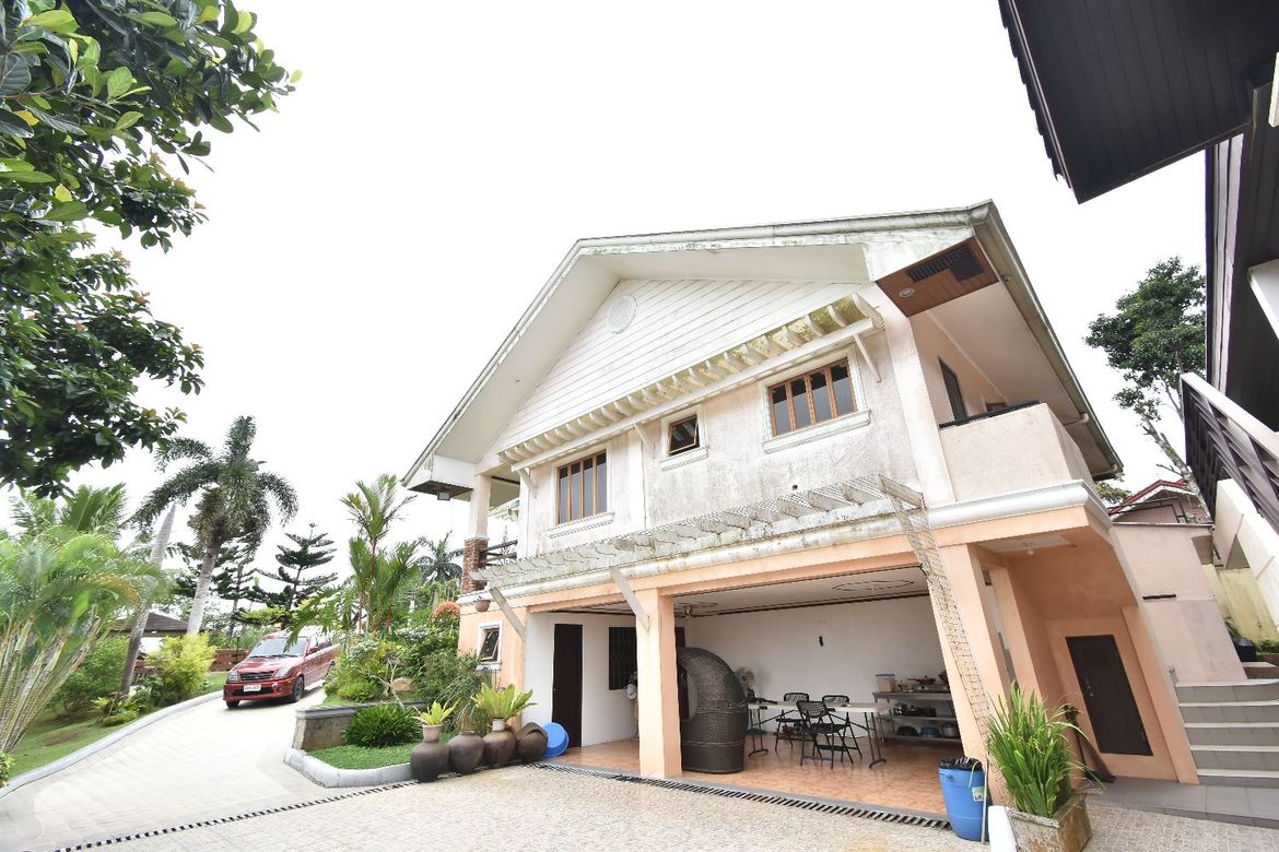7 Bedroom House for Sale in Tolentino East, Tagaytay, Cavite