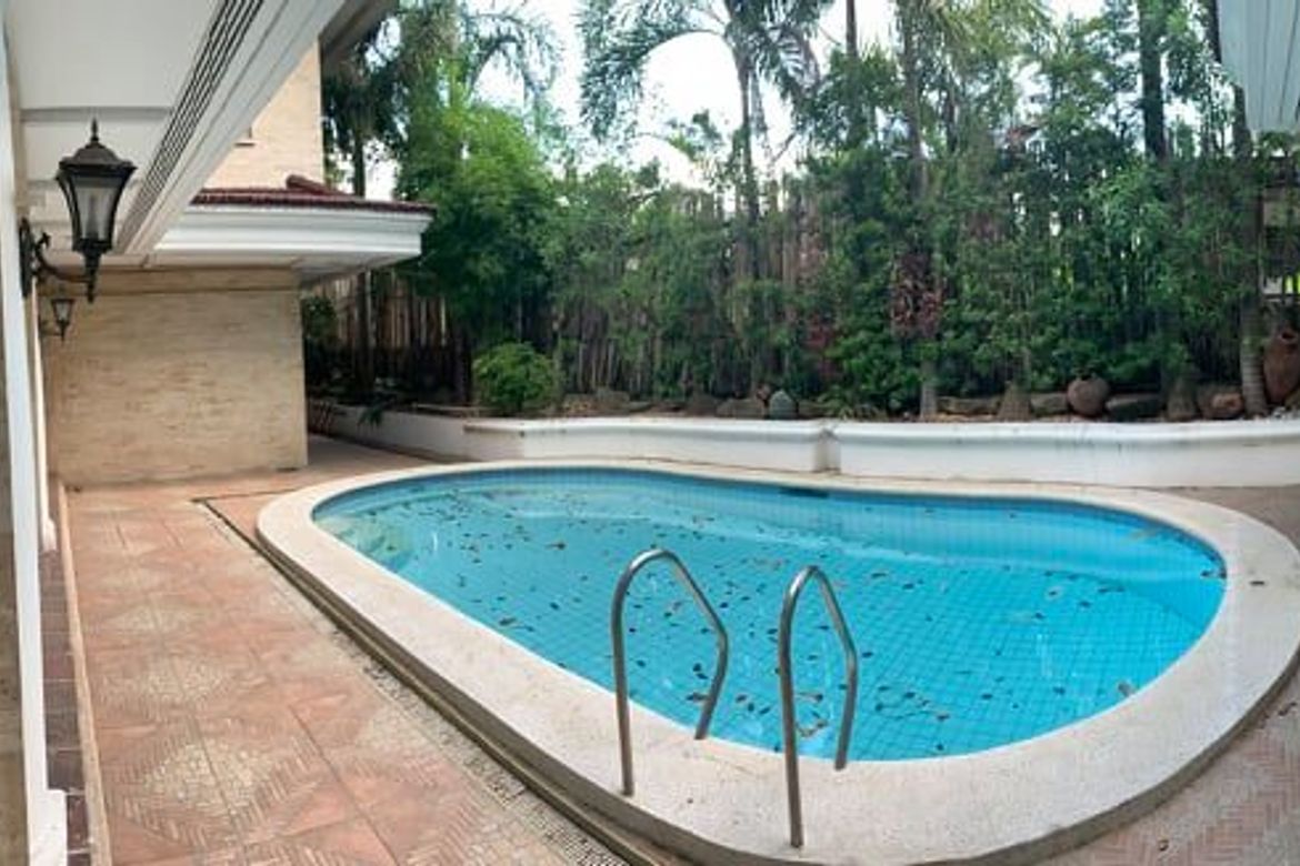 7 Bedroom House for Sale in Ugong Norte, Quezon City, Metro Manila – photo 5