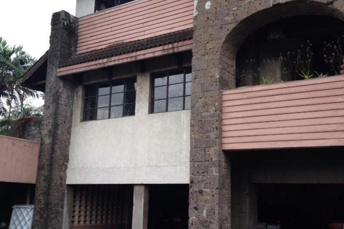 7 Bedroom House for Sale in Ugong, Pasig, Metro Manila