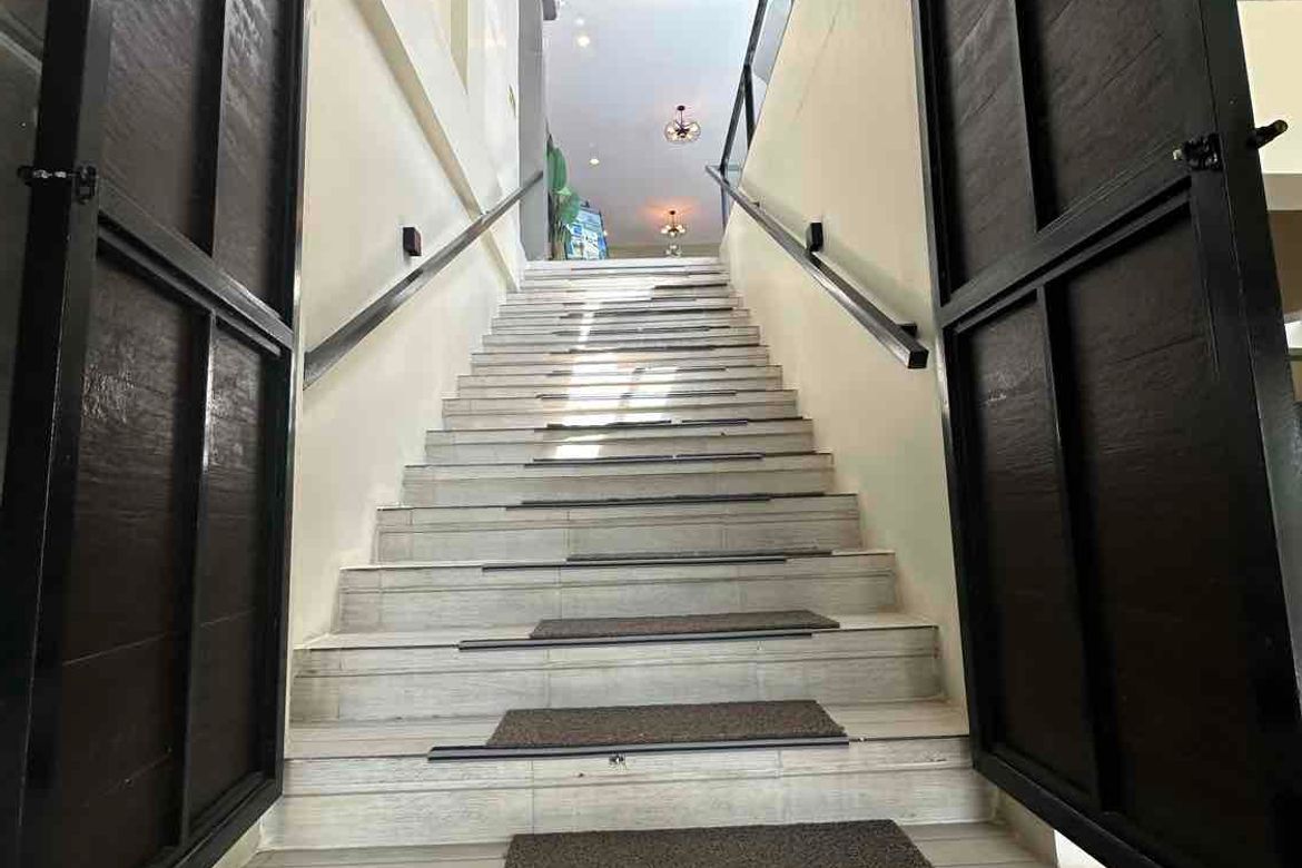 7 Bedroom Villa for Sale in Pansol, Calamba, Laguna – photo 6