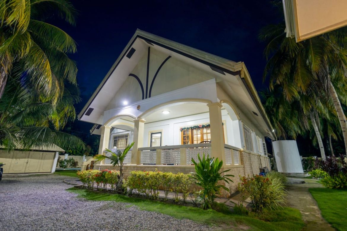 7 Bedroom Villa for Sale in Poblacion, Panglao, Bohol – photo 4