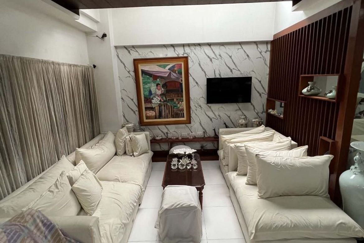 8 Bedroom Commercial for Sale in Central, Quezon City, Metro Manila – photo 2