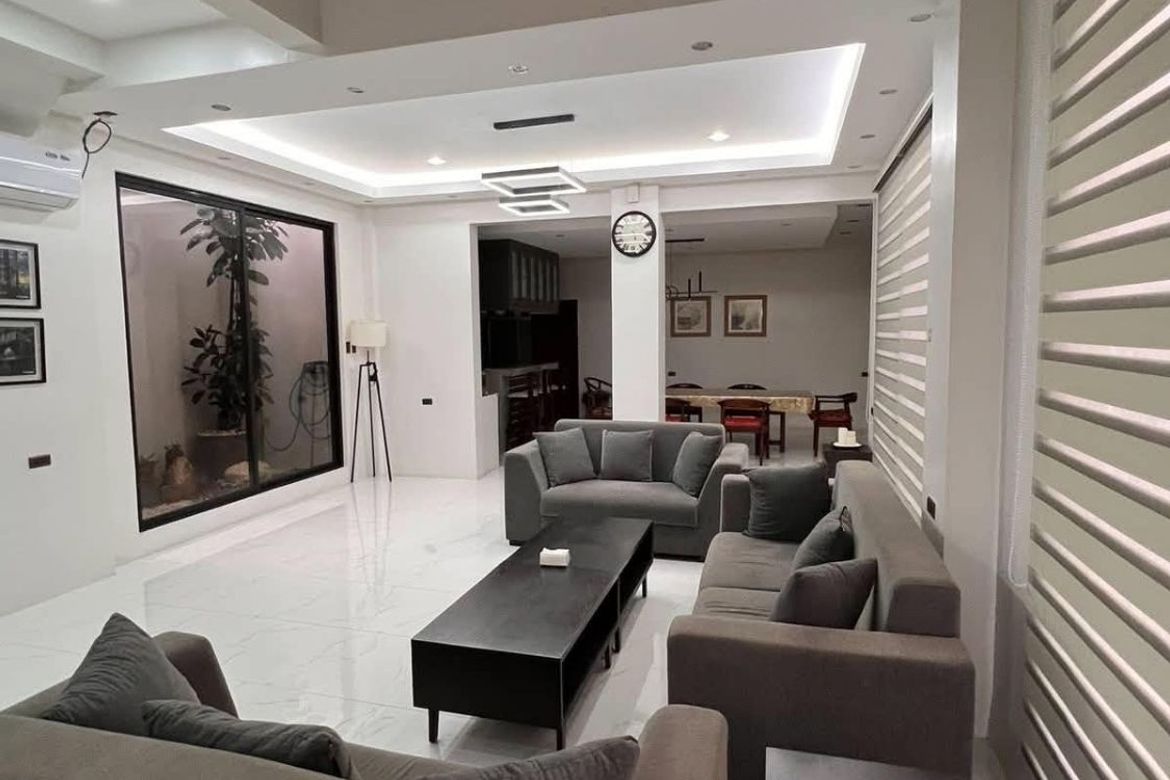 8 Bedroom House for Rent in Merville, Parañaque, Metro Manila photo 7