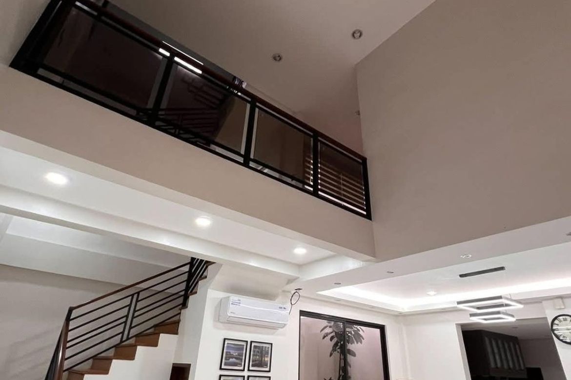 8 Bedroom House for Rent in Merville, Parañaque, Metro Manila photo 8