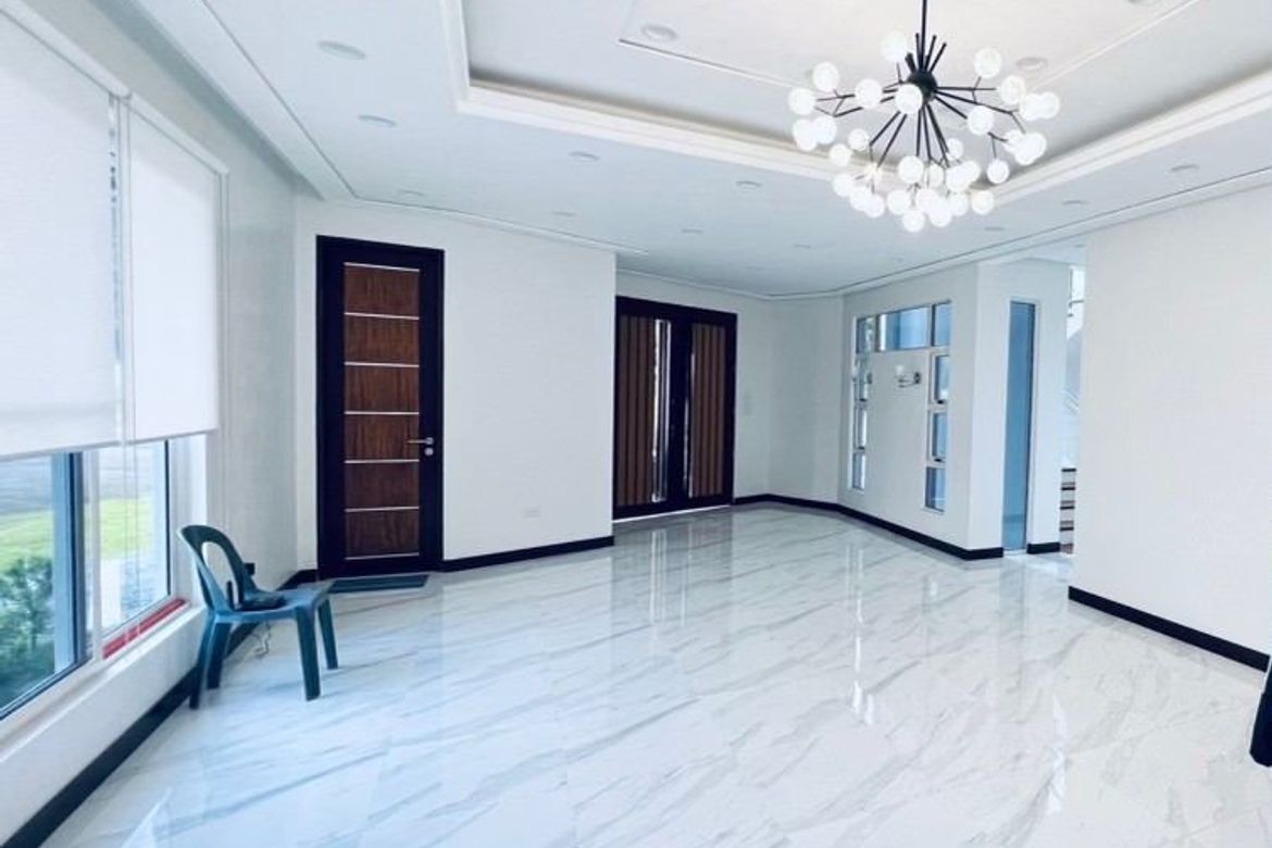8 Bedroom House for Sale in Almanza Dos, Las Piñas, Metro Manila – photo 5