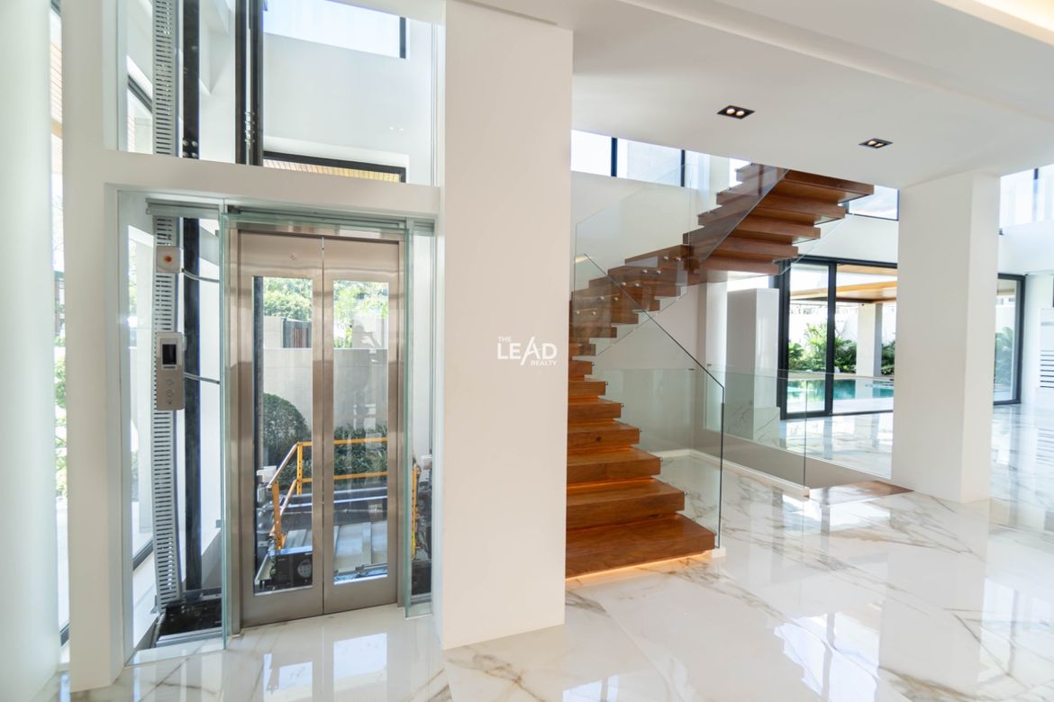 8 Bedroom House for Sale in Ayala Alabang Village, New Alabang Village, Muntinlupa, Metro Manila – photo 5
