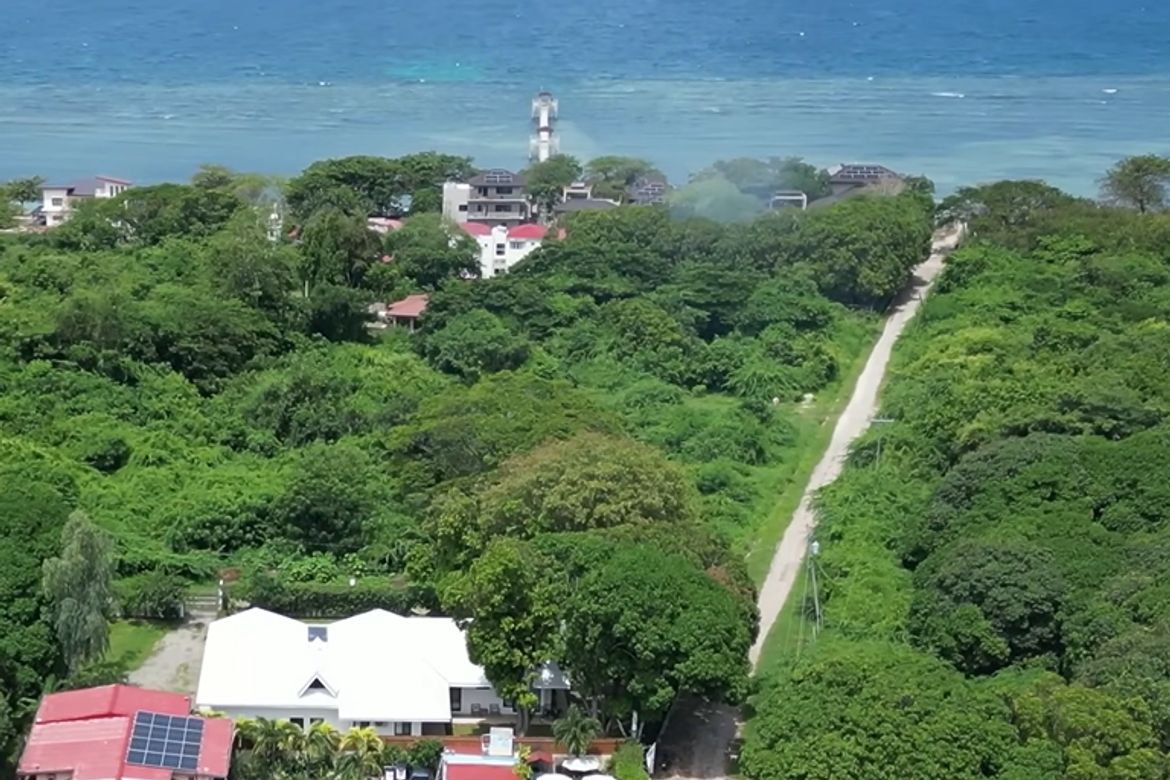 8 Bedroom House for Sale in Barangay 3, Calatagan, Batangas – photo 2