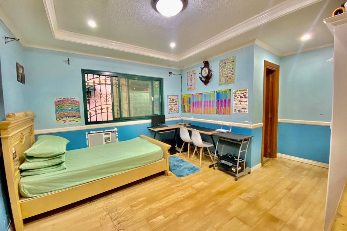 8 Bedroom House for Sale in Batasan Hills, Quezon City, Metro Manila – photo 3