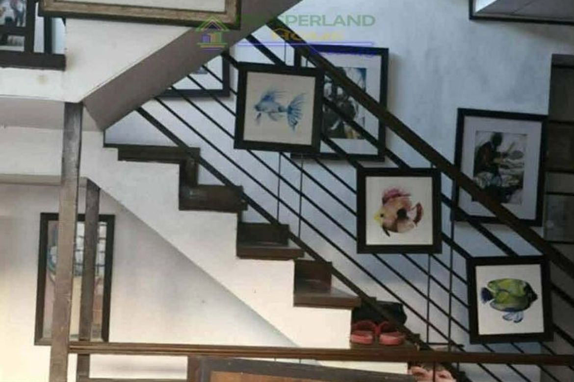 8 Bedroom House for Sale in Central, Quezon City, Metro Manila – photo 6