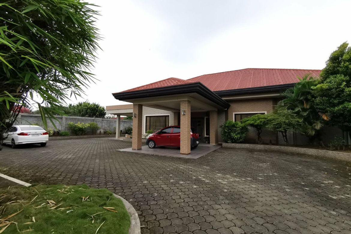 8 Bedroom House for Sale in Magugpo South, Tagum, Davao del Norte – photo 2