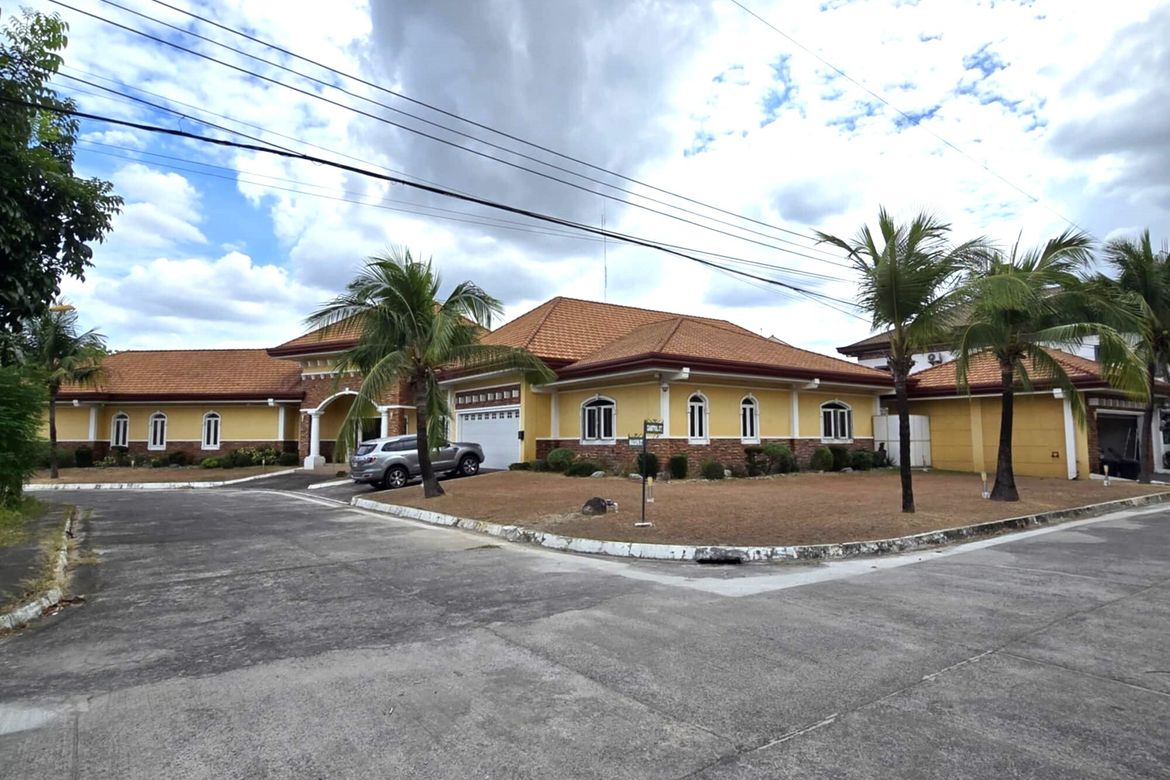 8 Bedroom House for Sale in Malabanias, Angeles, Pampanga – photo 3