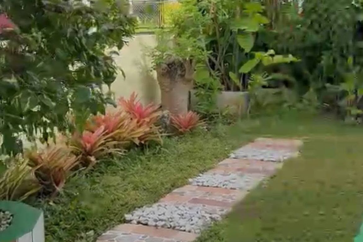 8 Bedroom House for Sale in North Poblacion, Valencia, Negros Oriental – photo 4