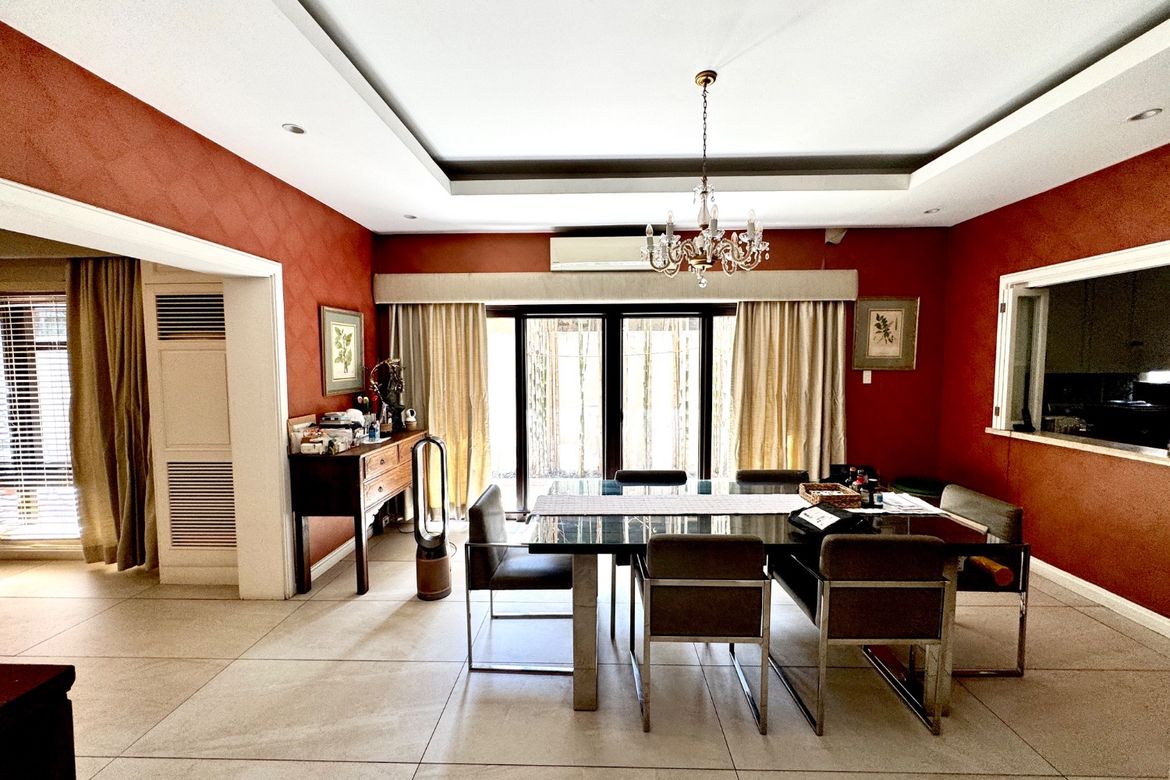 8 Bedroom House for Sale in San Lorenzo, Makati City near MRT-3 Ayala – photo 7