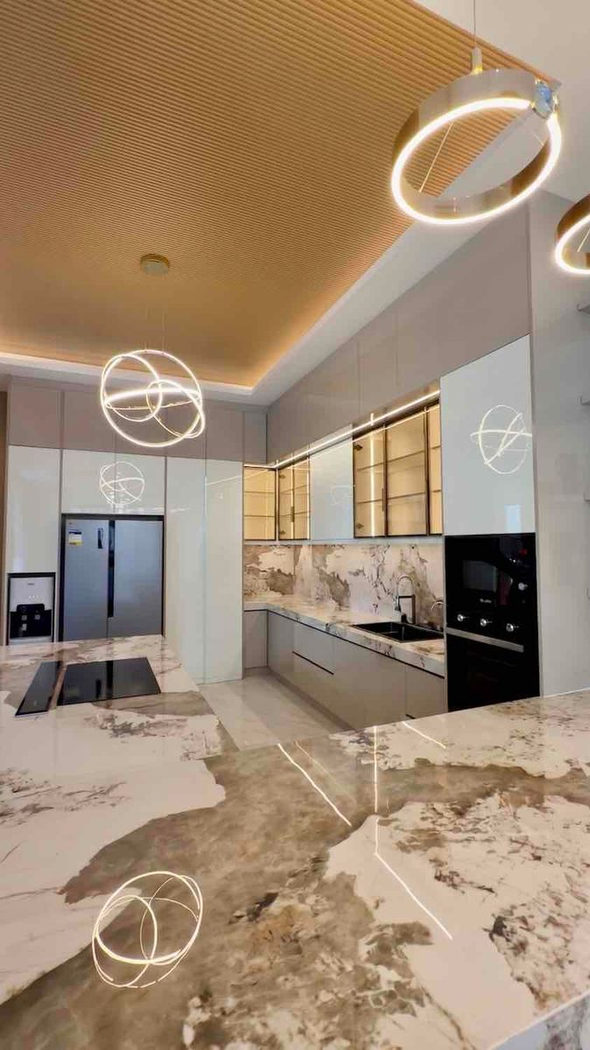 8-Bedroom Luxury Corner House with Pool for Sale in Greenwoods Executive Village, Pasig–Cainta – photo 36