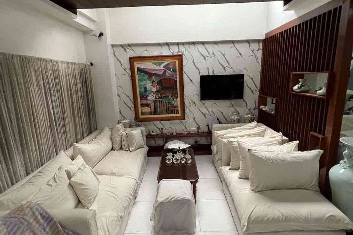 8 Bedroom Shophouse for Sale in Roxas, Quezon City, Metro Manila – photo 4