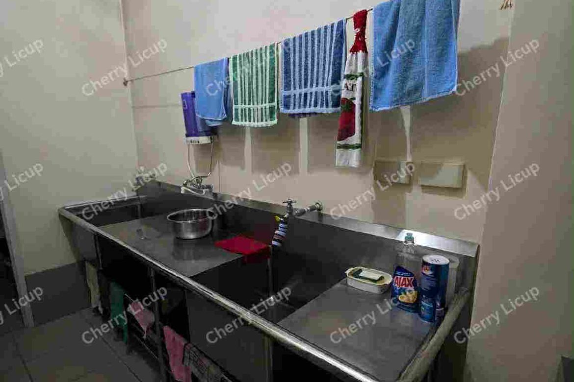 8 Bedroom Shophouse for Sale in Santa Cruz, Manila, Metro Manila near LRT-1 Tayuman – photo 7