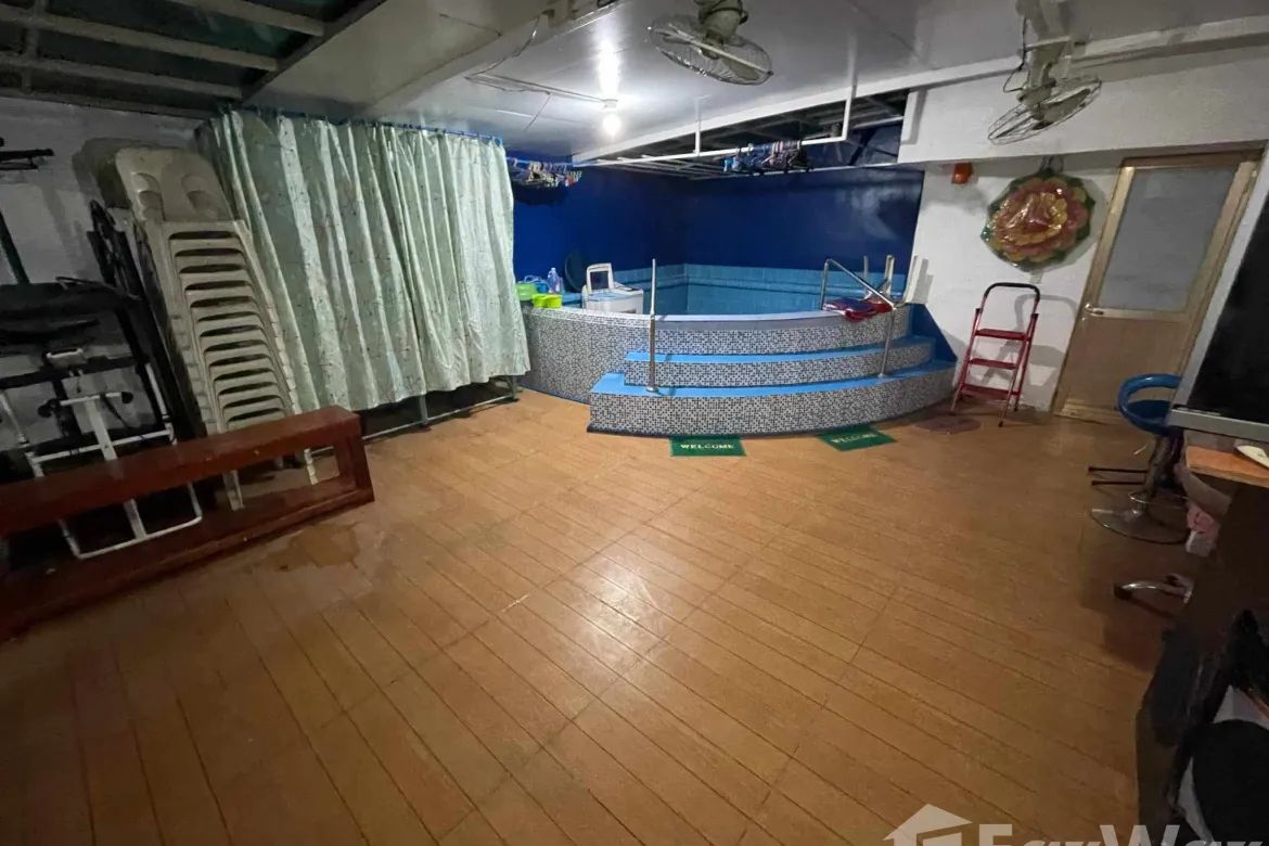 9 Bedroom House for Sale in Barangay 171, Caloocan, Metro Manila – photo 2