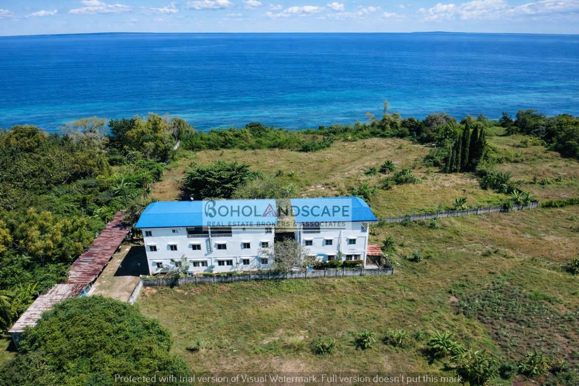 9 Bedroom House for Sale in Catarman, Dauis, Bohol