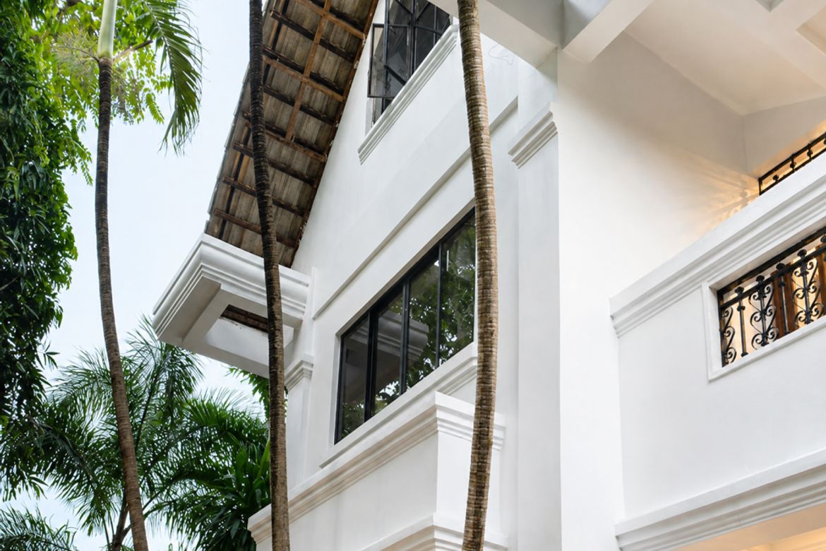9 Bedroom House for Sale in LOYOLA GRAND VILLAS, Ramon Magsaysay, Quezon City, Metro Manila near LRT-1 Roosevelt – photo 3