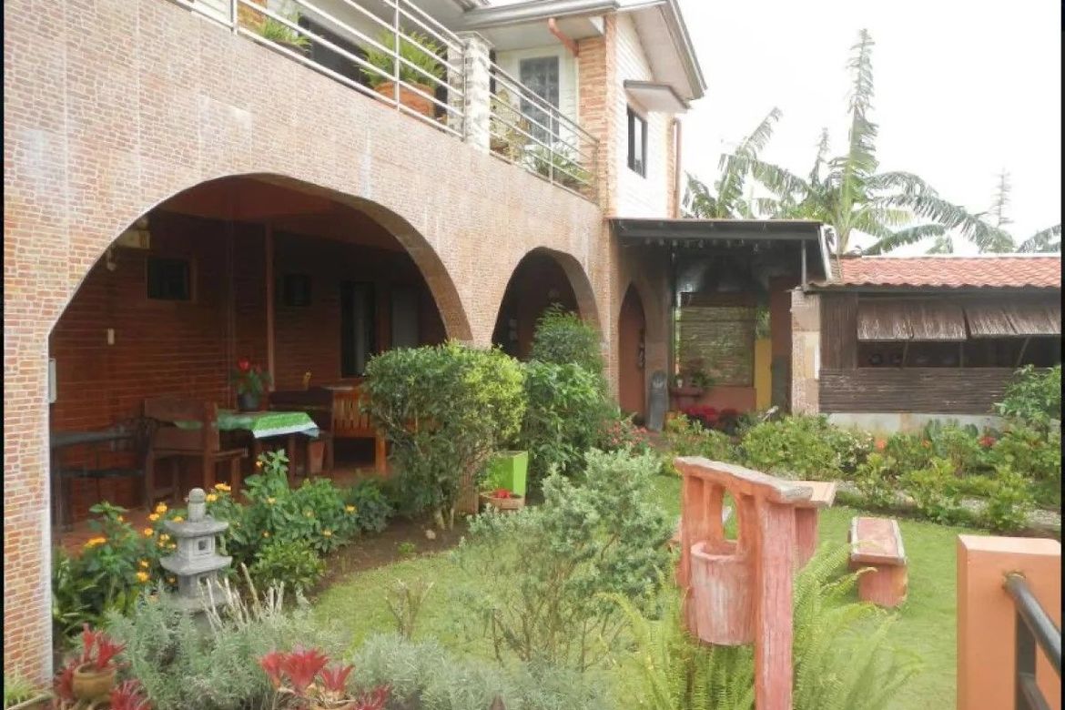 9 Bedroom House for Sale in Neogan, Tagaytay, Cavite – photo 4